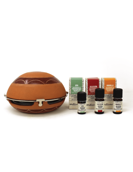 Kit Diffusore 'Calentador' in Terracotta + Oli Essenziali di Palo Santo